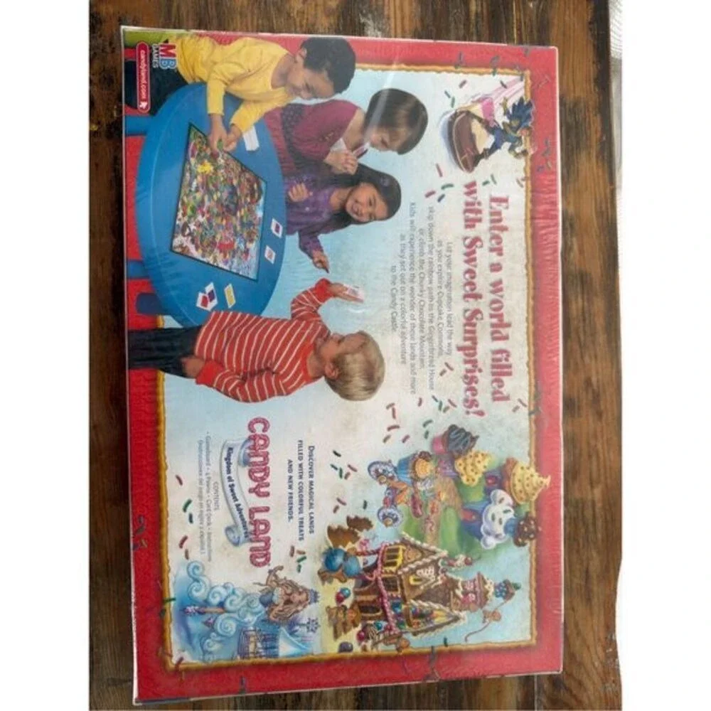 Vtg 2010 Hasbro Candy Land Kingdom of Sweet Adventures Board‎ Game Sealed New